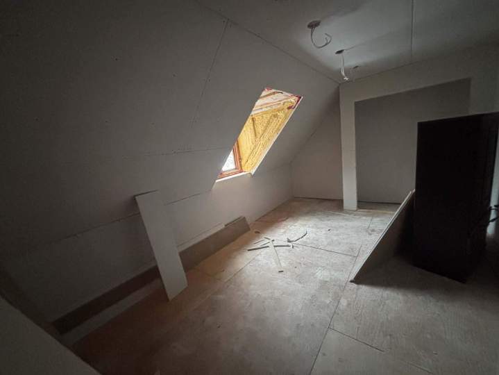 Finition en cours, Lévis